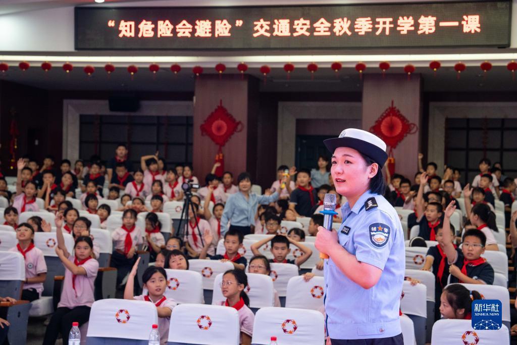 万人棋牌平台